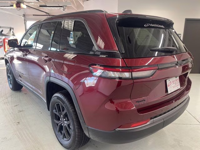 2026 Velvet Red Pearlcoat Jeep Grand Cherokee Laredo Altitude 4X4 SUV