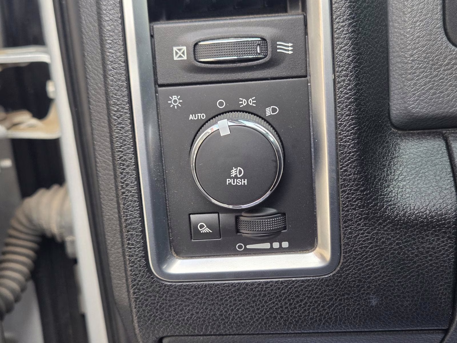 2016 Bright Silver Metallic Clearcoat Ram 1500 Outdoorsman 4X4 Truck