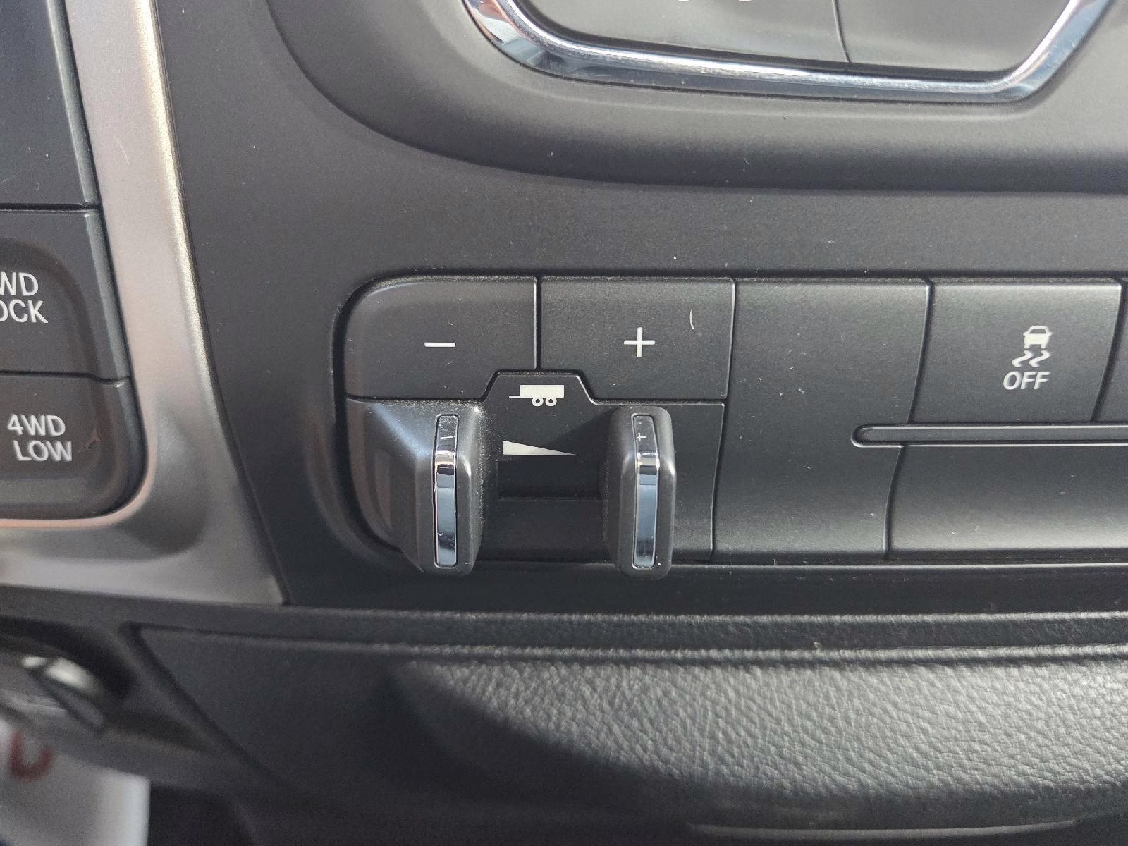 2016 Bright Silver Metallic Clearcoat Ram 1500 Outdoorsman 4X4 Truck