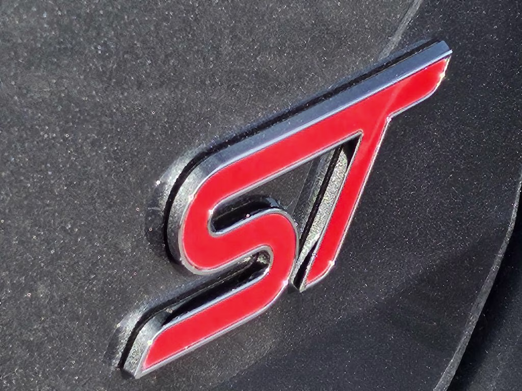 2026 Carbonized Gray Metallic Ford Explorer ST 4X4 SUV