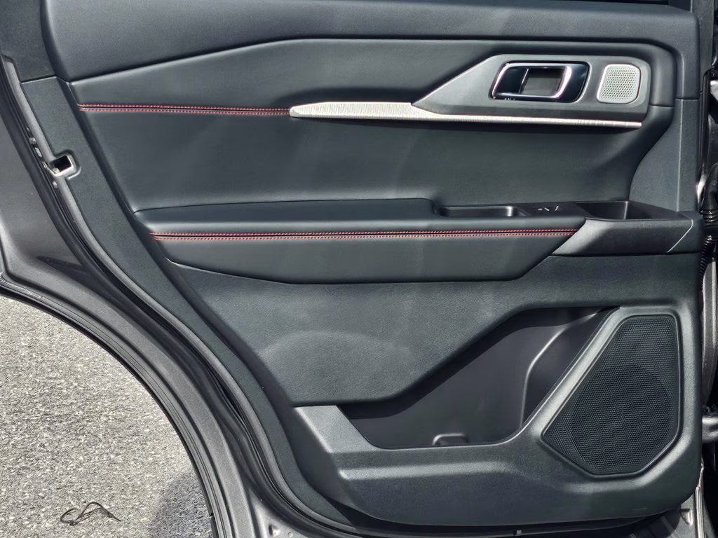 2026 Carbonized Gray Metallic Ford Explorer ST 4X4 SUV