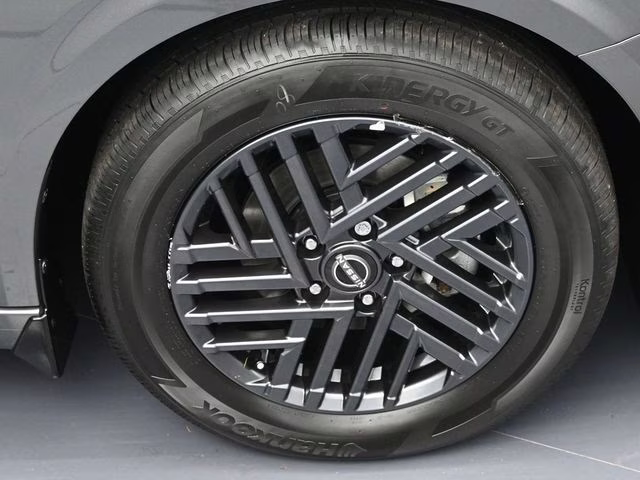 2026 Gun Metallic Nissan Sentra SV FWD Sedan