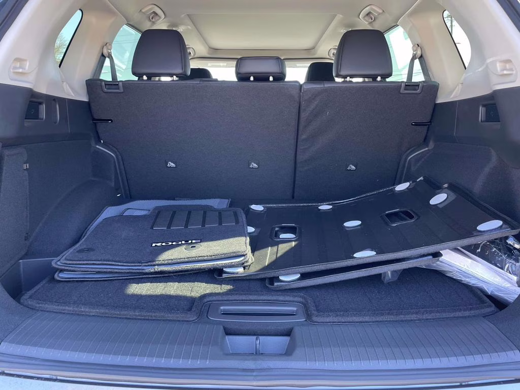 2026 Gun Metallic Nissan Rogue Platinum AWD SUV