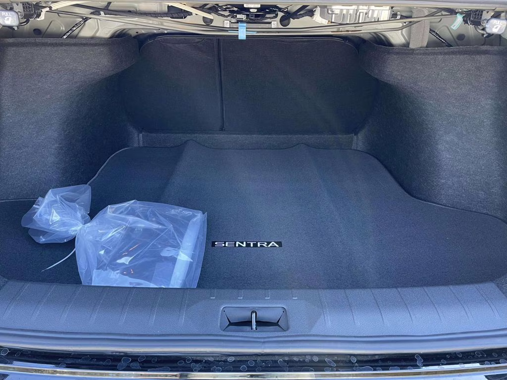 2026 Super Black Nissan Sentra SR FWD Sedan