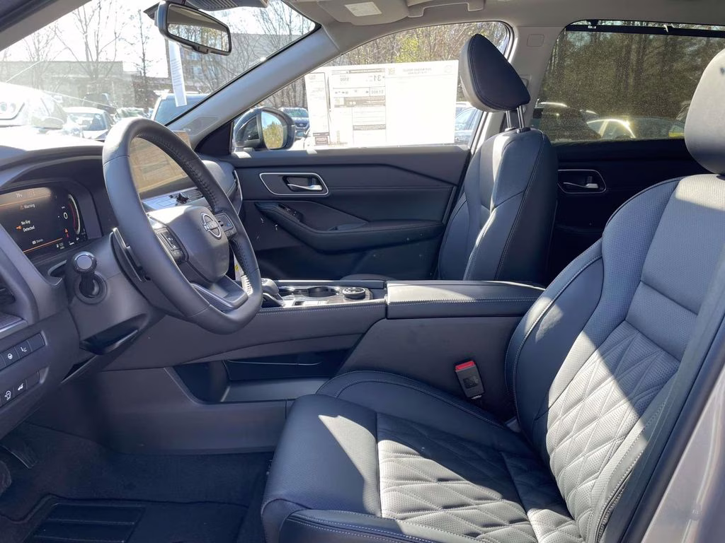 2026 Champagne Silver Metallic Nissan Rogue Platinum AWD SUV