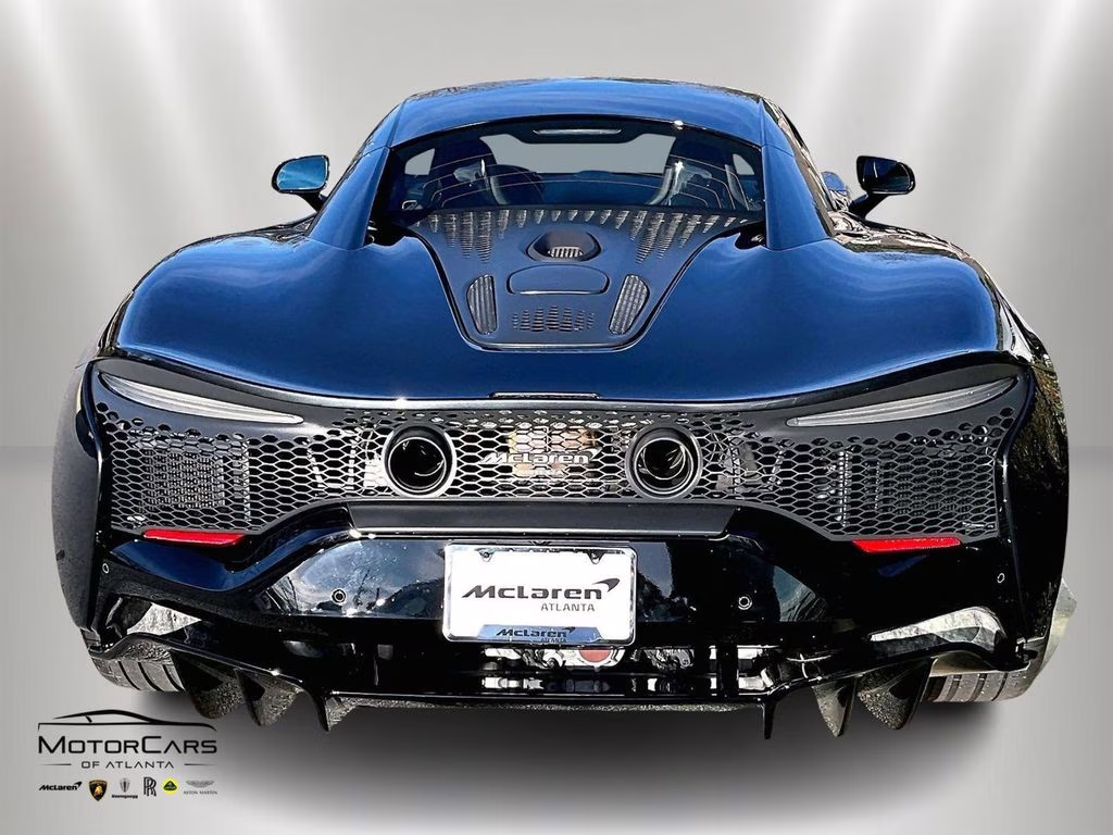 2026 Plateaux Grey McLaren Artura RWD Coupe