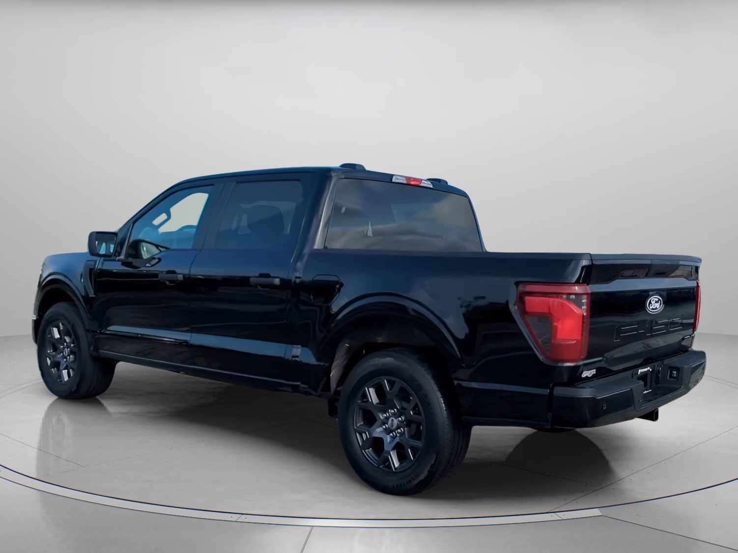 2026 Agate Black Metallic Ford F-150 STX Crew Cab Pickup RWD Truck