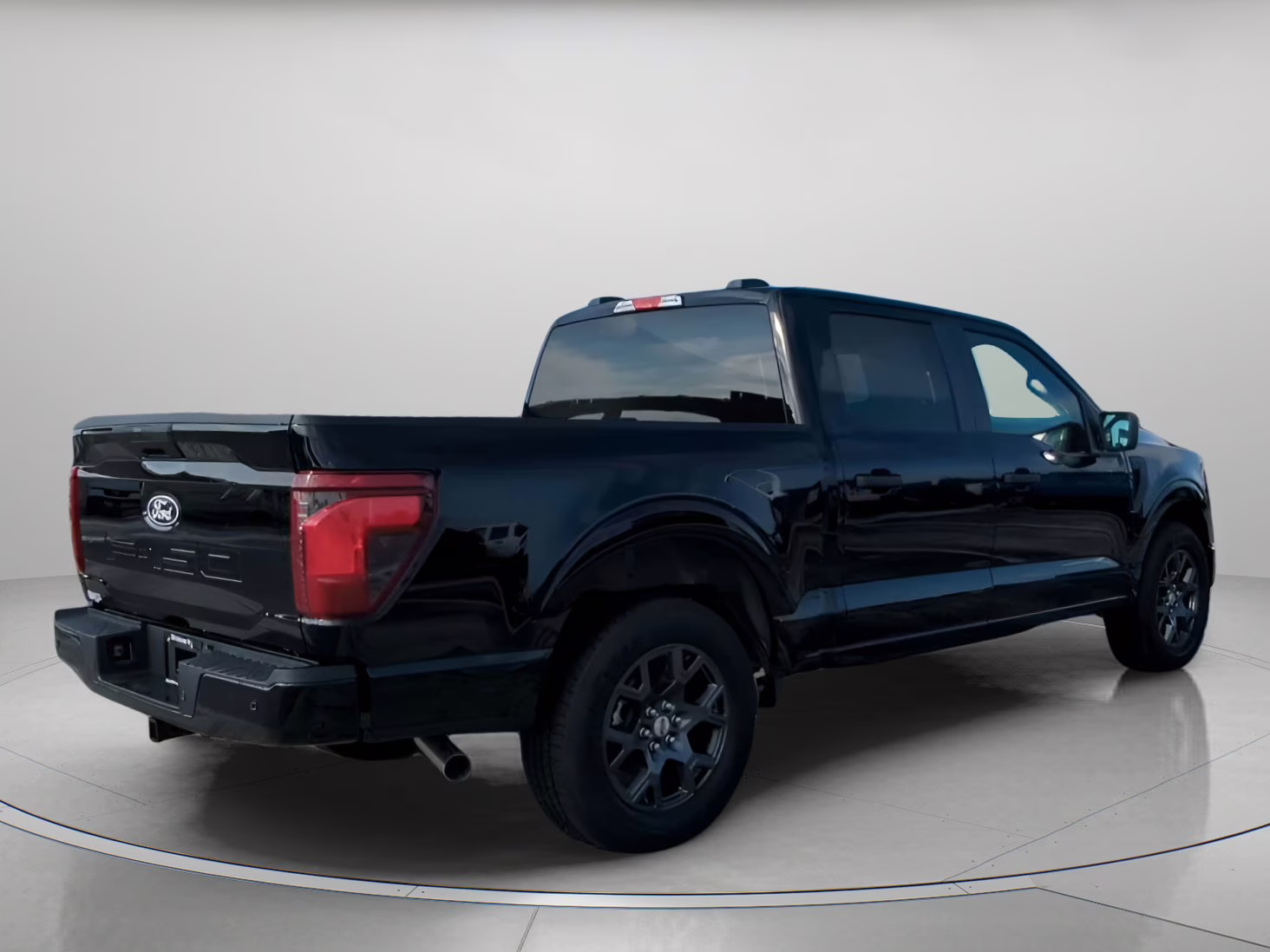 2026 Agate Black Metallic Ford F-150 STX Crew Cab Pickup RWD Truck