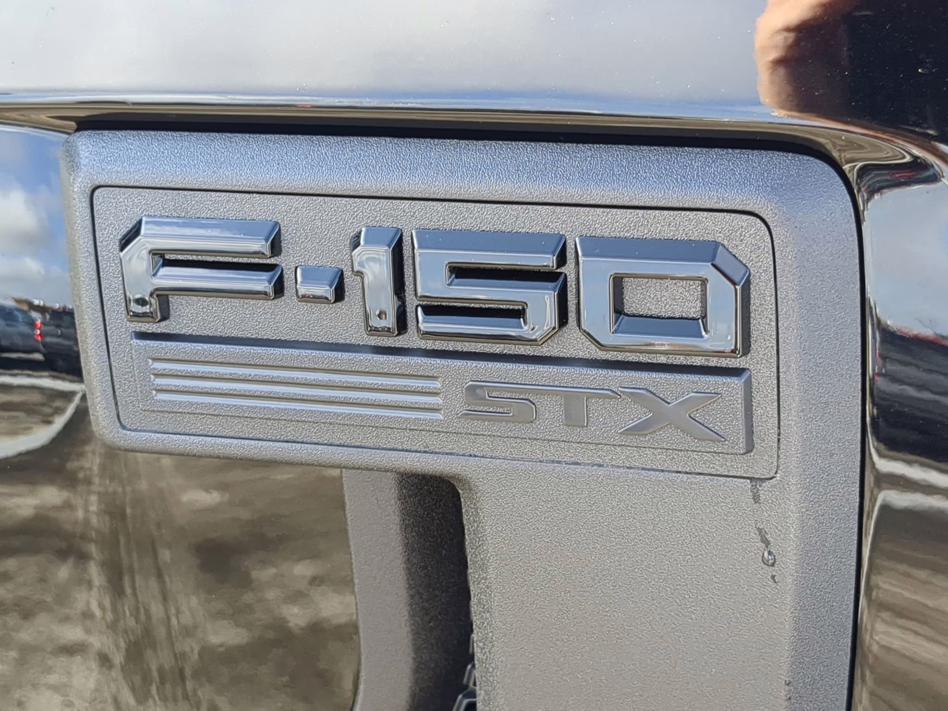 2026 Agate Black Metallic Ford F-150 STX Crew Cab Pickup RWD Truck