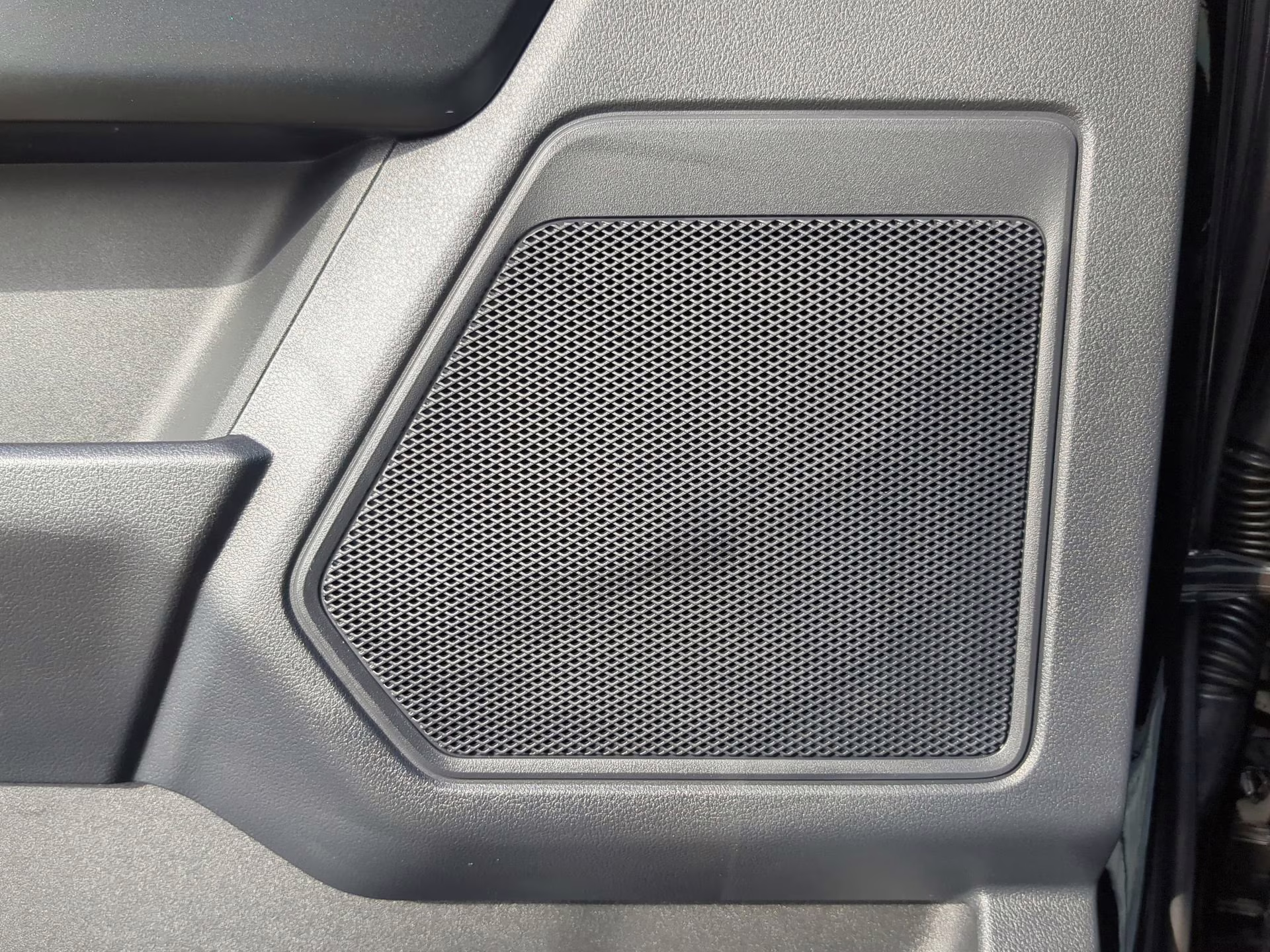 2026 Agate Black Metallic Ford F-150 STX Crew Cab Pickup RWD Truck