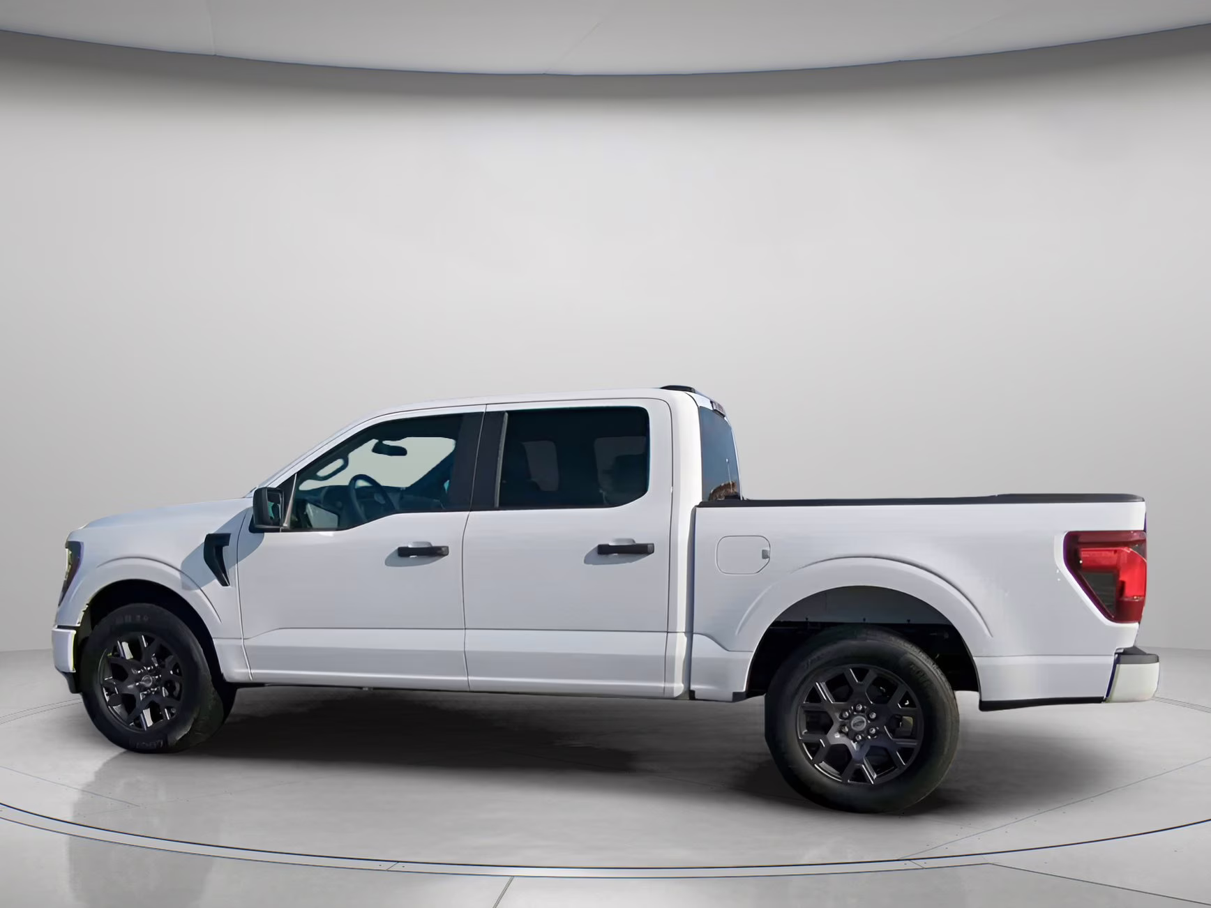 2026 Oxford White Ford F-150 STX Crew Cab Pickup RWD Truck