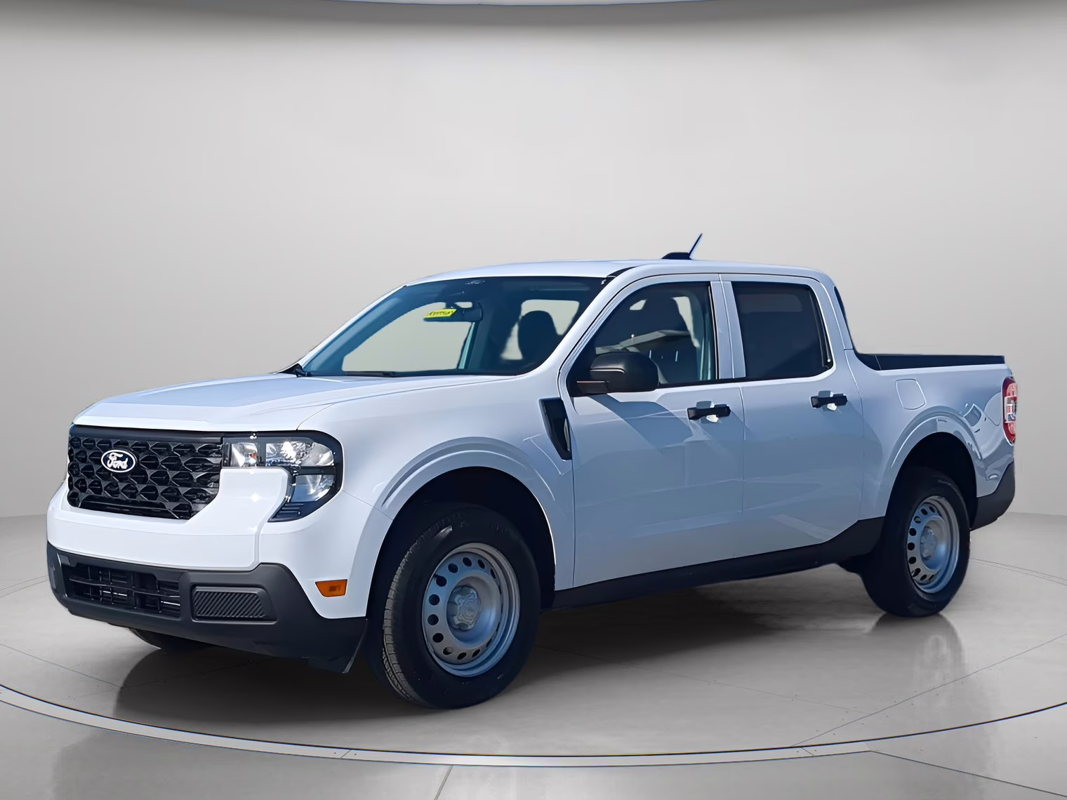 2026 Oxford White Ford Maverick XL Crew Cab Pickup FWD Truck