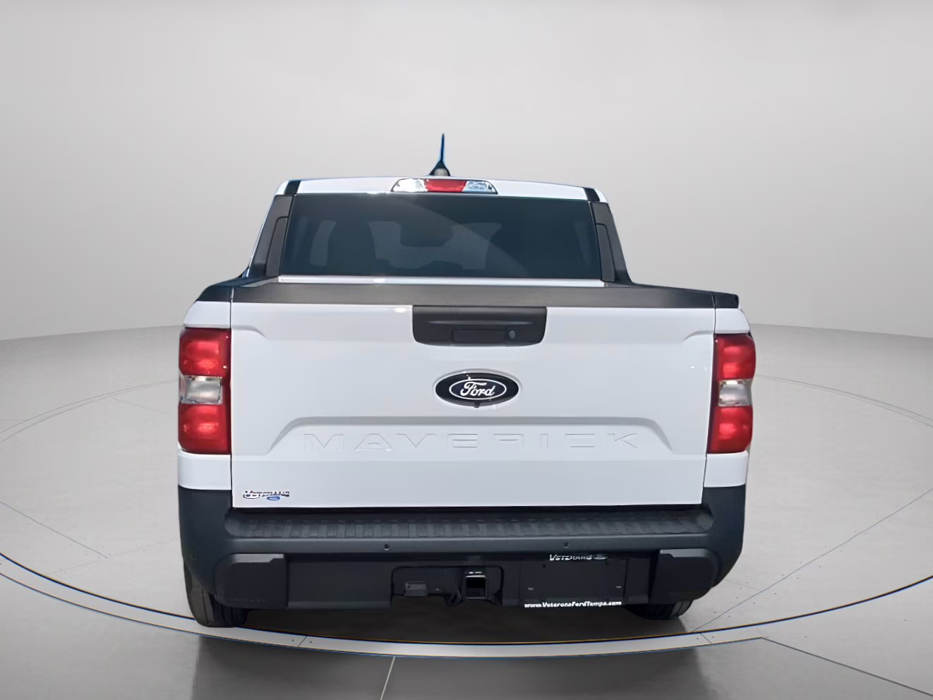 2026 Oxford White Ford Maverick XL Crew Cab Pickup FWD Truck