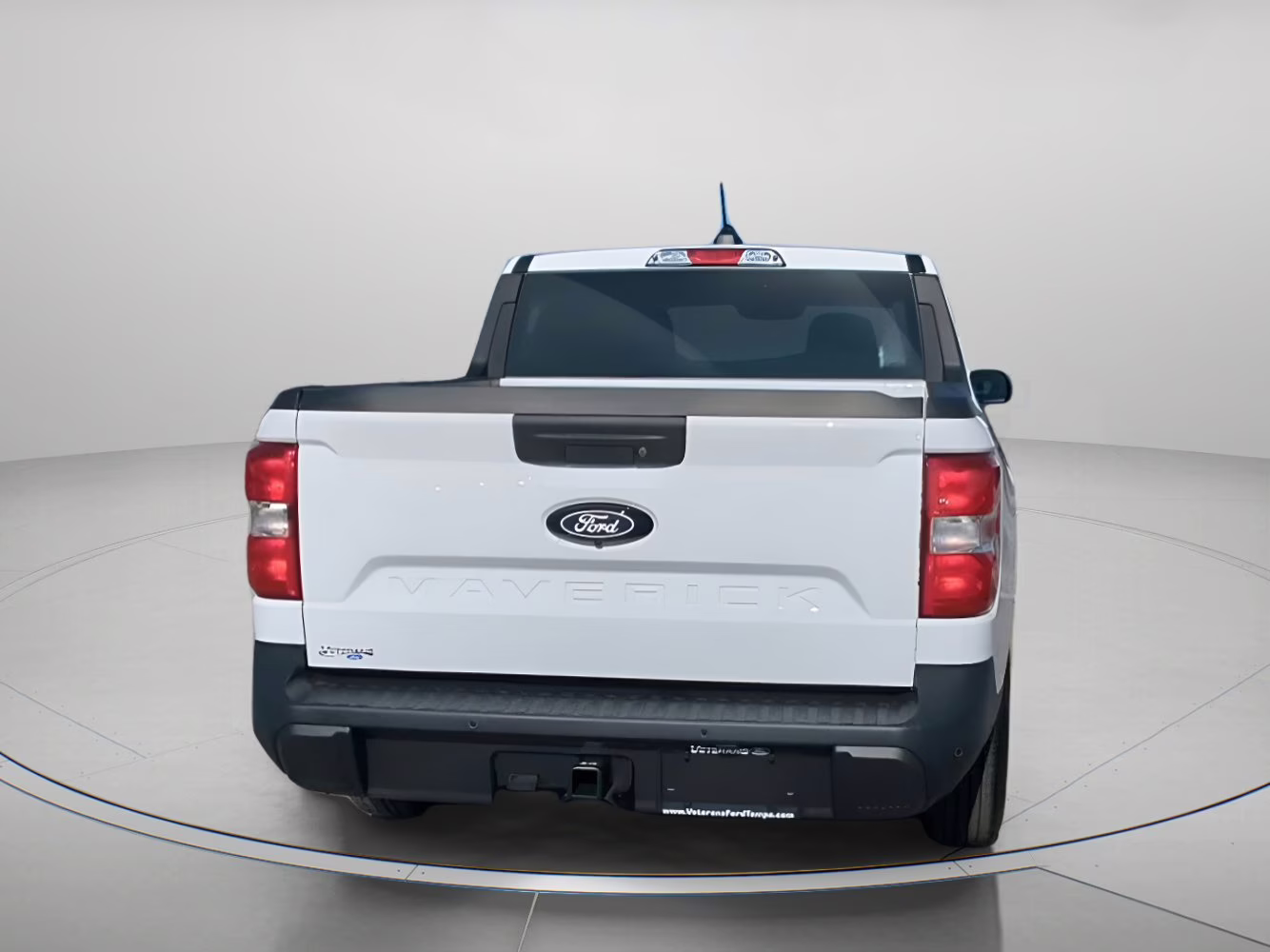 2026 Oxford White Ford Maverick XL Crew Cab Pickup FWD Truck