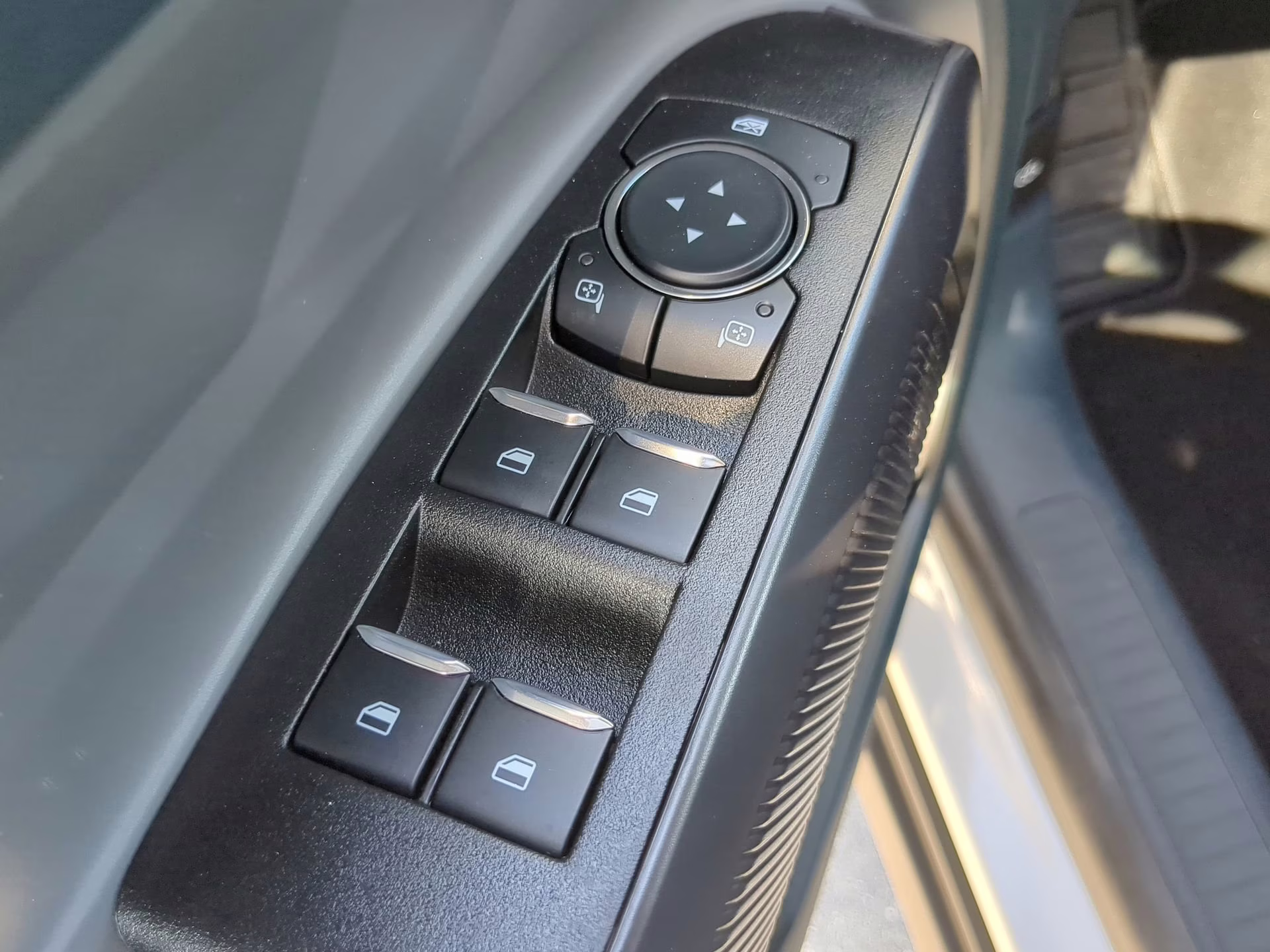 2026 Oxford White Ford Maverick XL Crew Cab Pickup FWD Truck