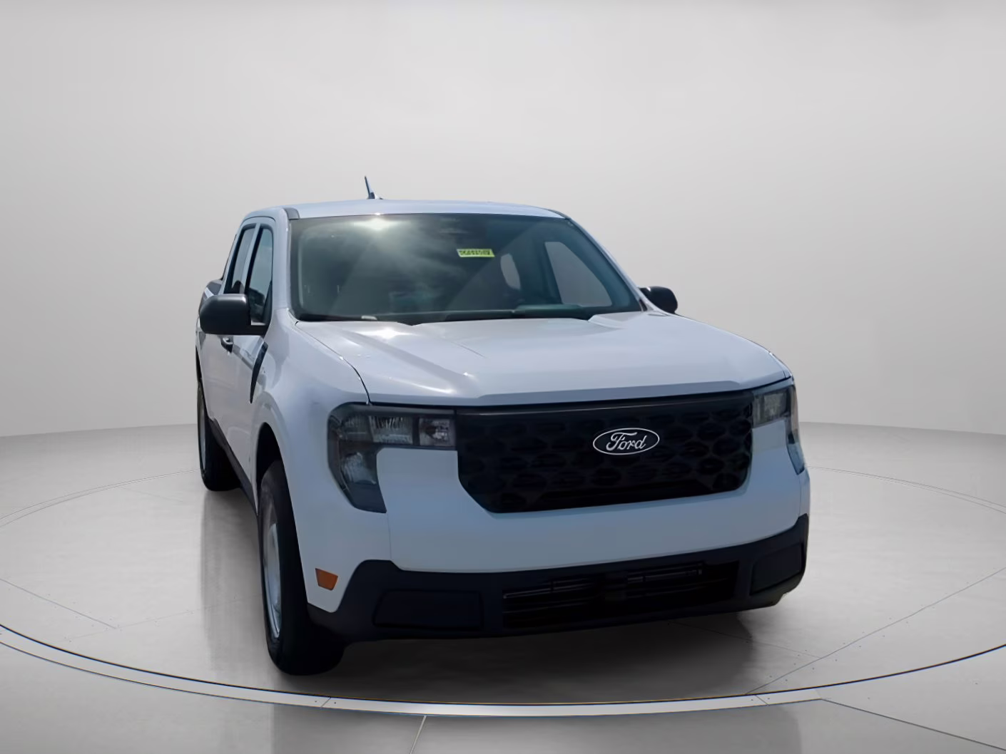 2026 Oxford White Ford Maverick XL Crew Cab Pickup FWD Truck