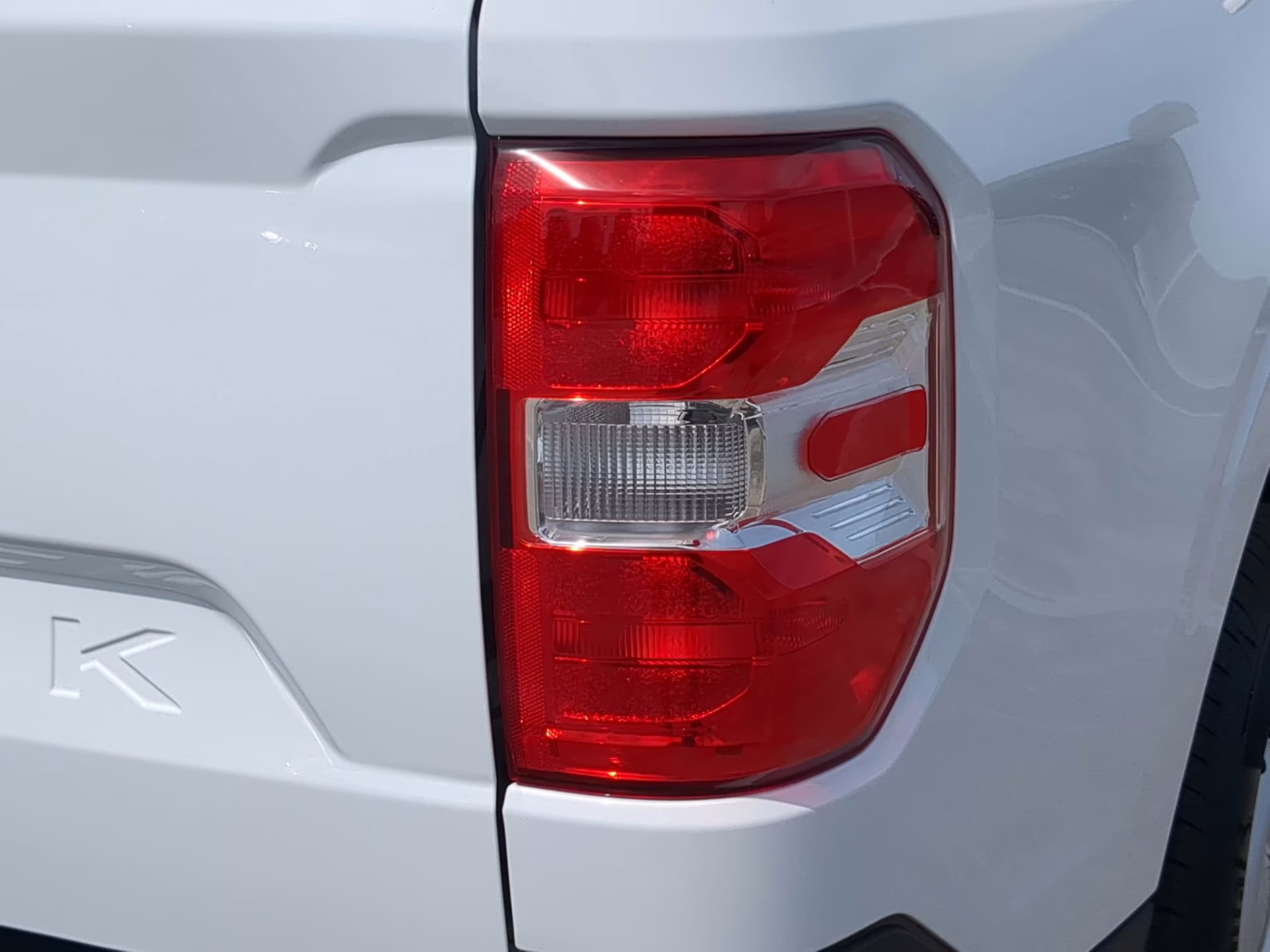 2026 Oxford White Ford Maverick XL Crew Cab Pickup FWD Truck