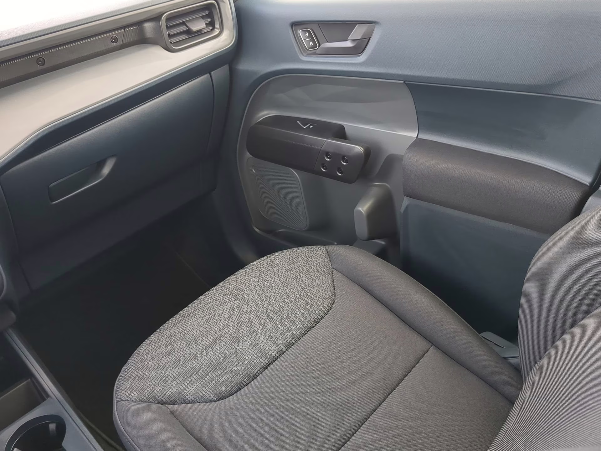 2026 Oxford White Ford Maverick XL Crew Cab Pickup FWD Truck