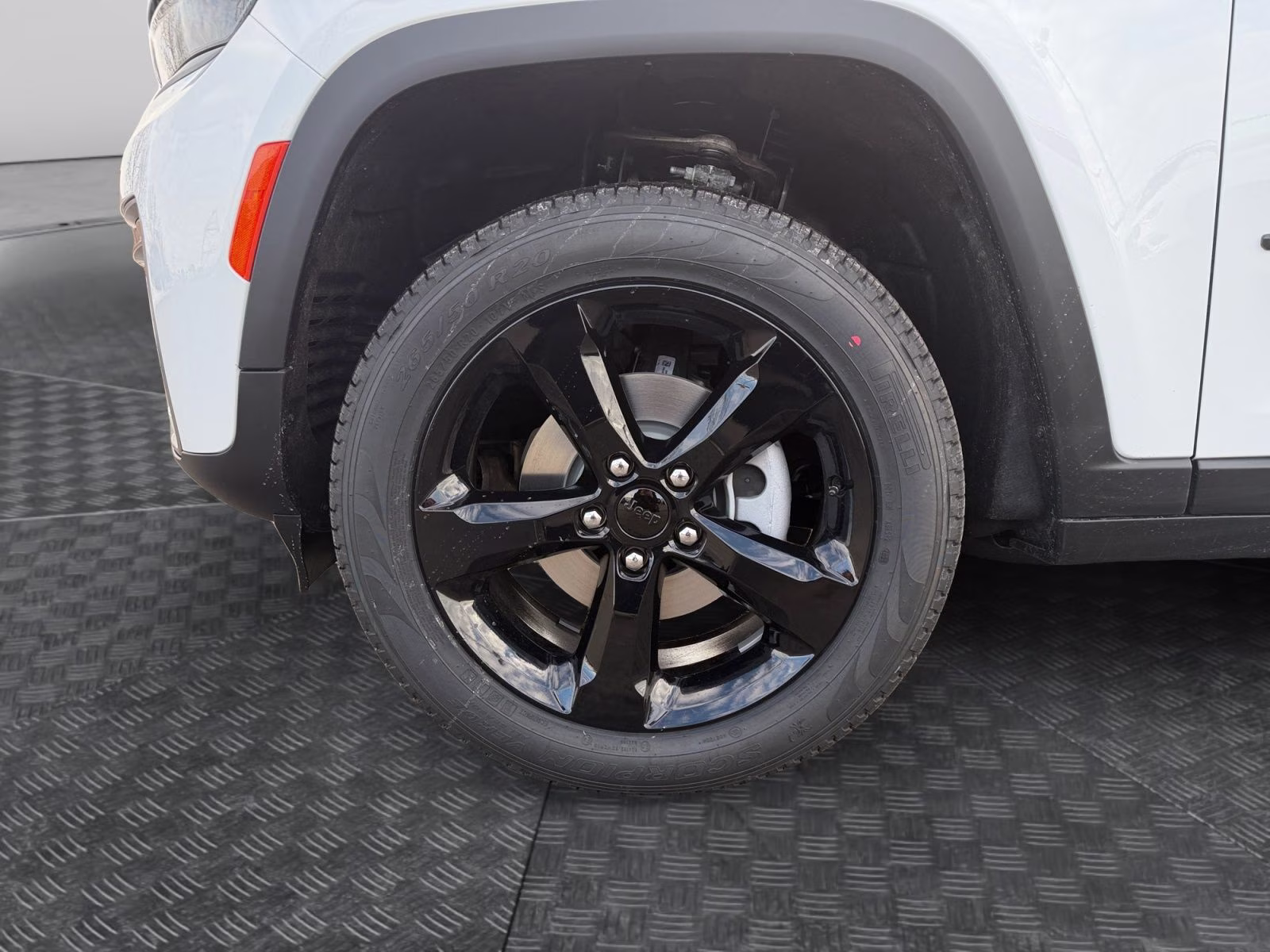 2026 Bright White Clearcoat Jeep Grand Cherokee Limited 4X4 SUV