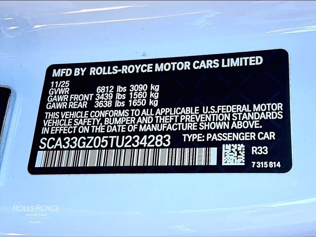 2026 English White Rolls-Royce Black Badge Ghost Black Badge AWD Sedan