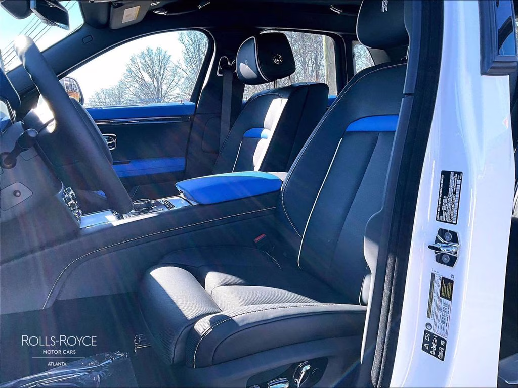 2026 English White Rolls-Royce Black Badge Ghost Black Badge AWD Sedan