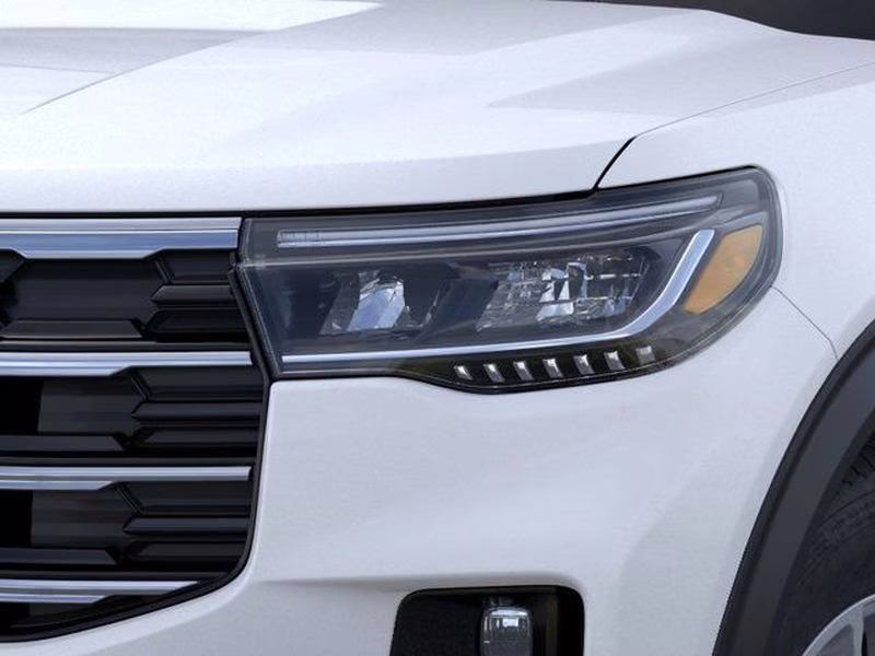 2026 Star White Metallic Tri-Coat Ford Explorer Active w/200A Pkg RWD SUV