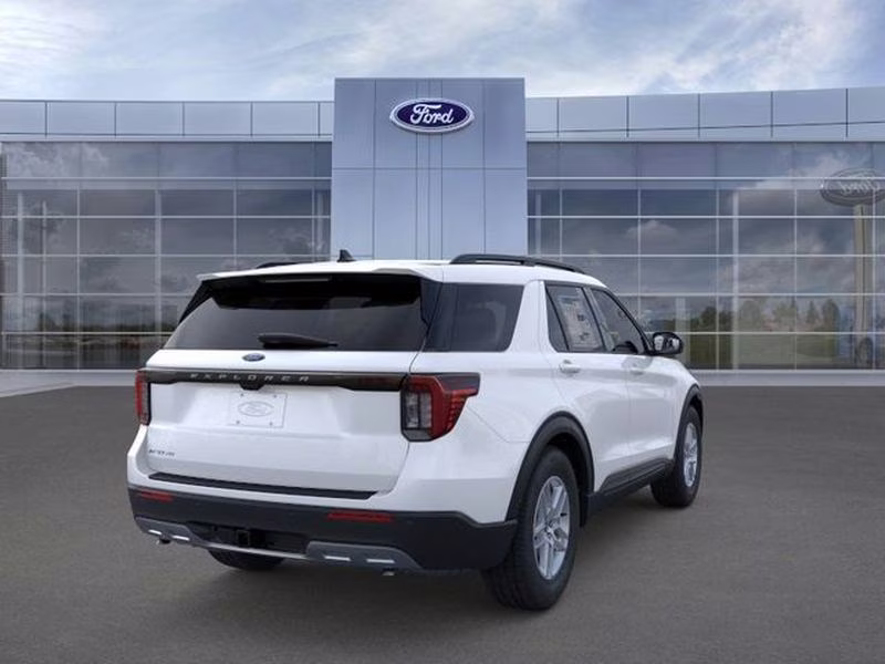 2026 Star White Metallic Tri-Coat Ford Explorer Active w/200A Pkg RWD SUV
