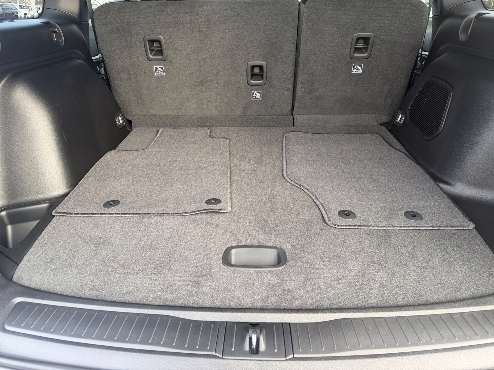 2026 Bright White Clearcoat Jeep Grand Cherokee Limited 4X4 SUV