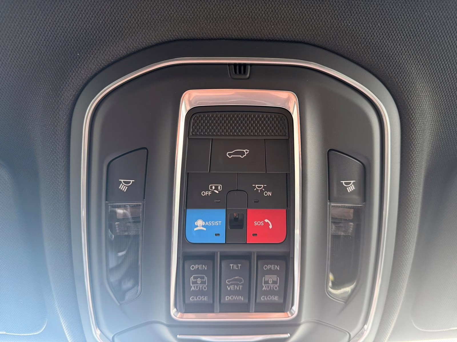 2026 Bright White Clearcoat Jeep Grand Cherokee Limited 4X4 SUV