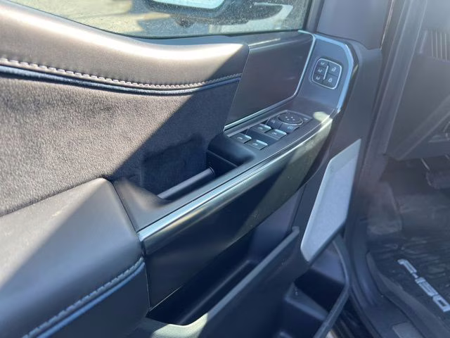 2025 Black Metallic Ford F-150 Platinum 4X4 Truck