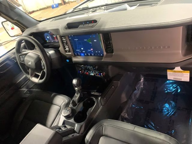 2026 Shadow Black Ford Bronco Outer Banks 4X4 SUV