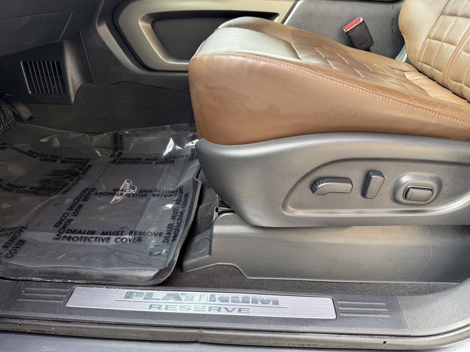 2022 Gun Metallic Nissan Titan Platinum Reserve 4X4 Truck