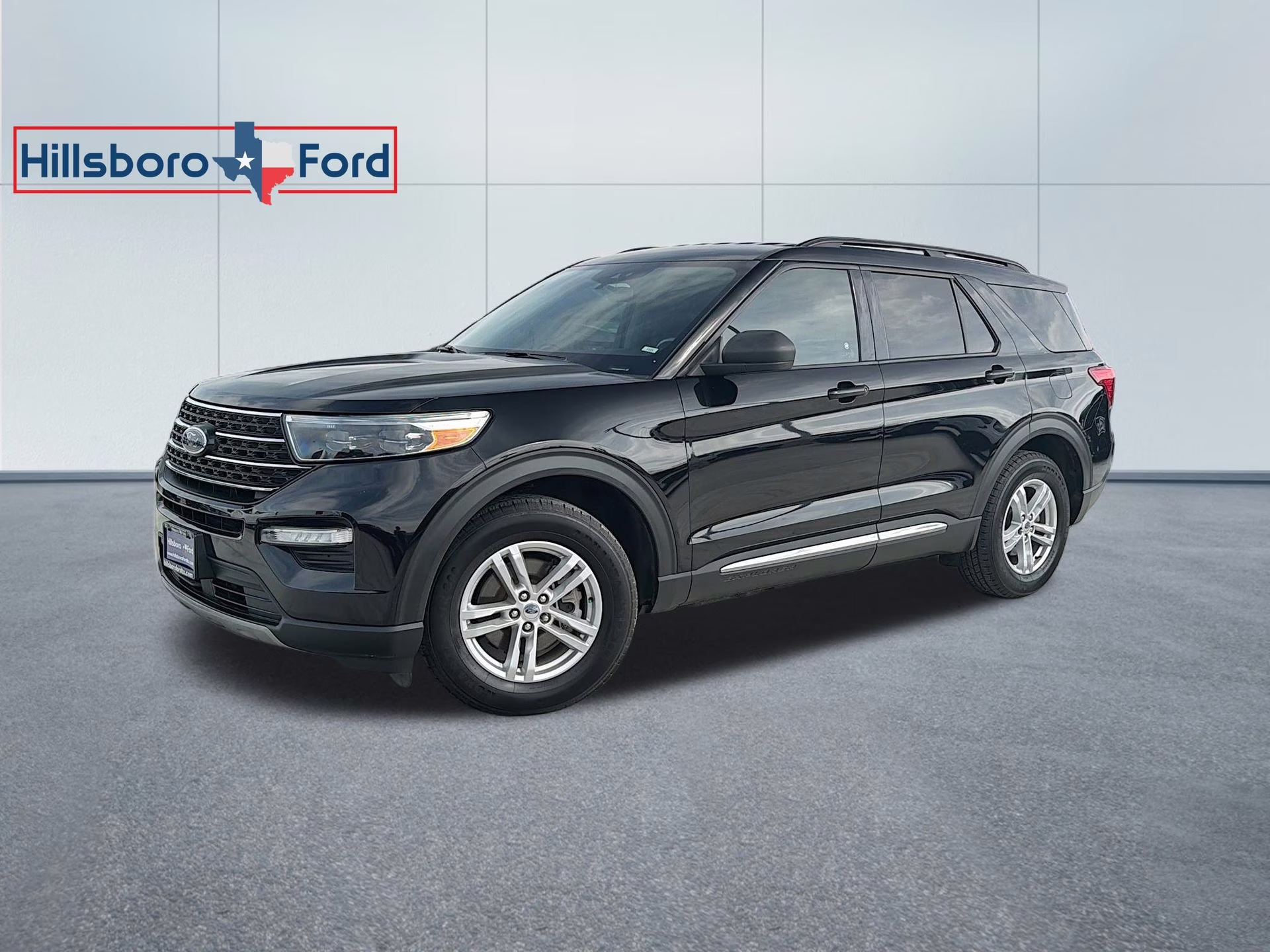 2021 Agate Black Metallic Ford Explorer XLT RWD SUV