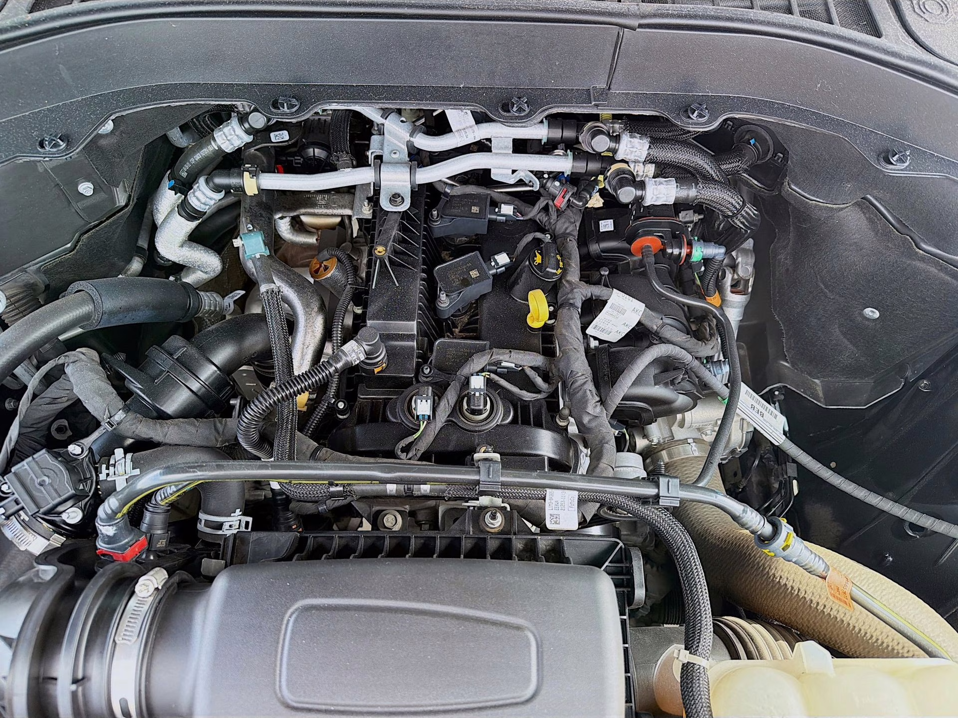 2021 Agate Black Metallic Ford Explorer XLT RWD SUV