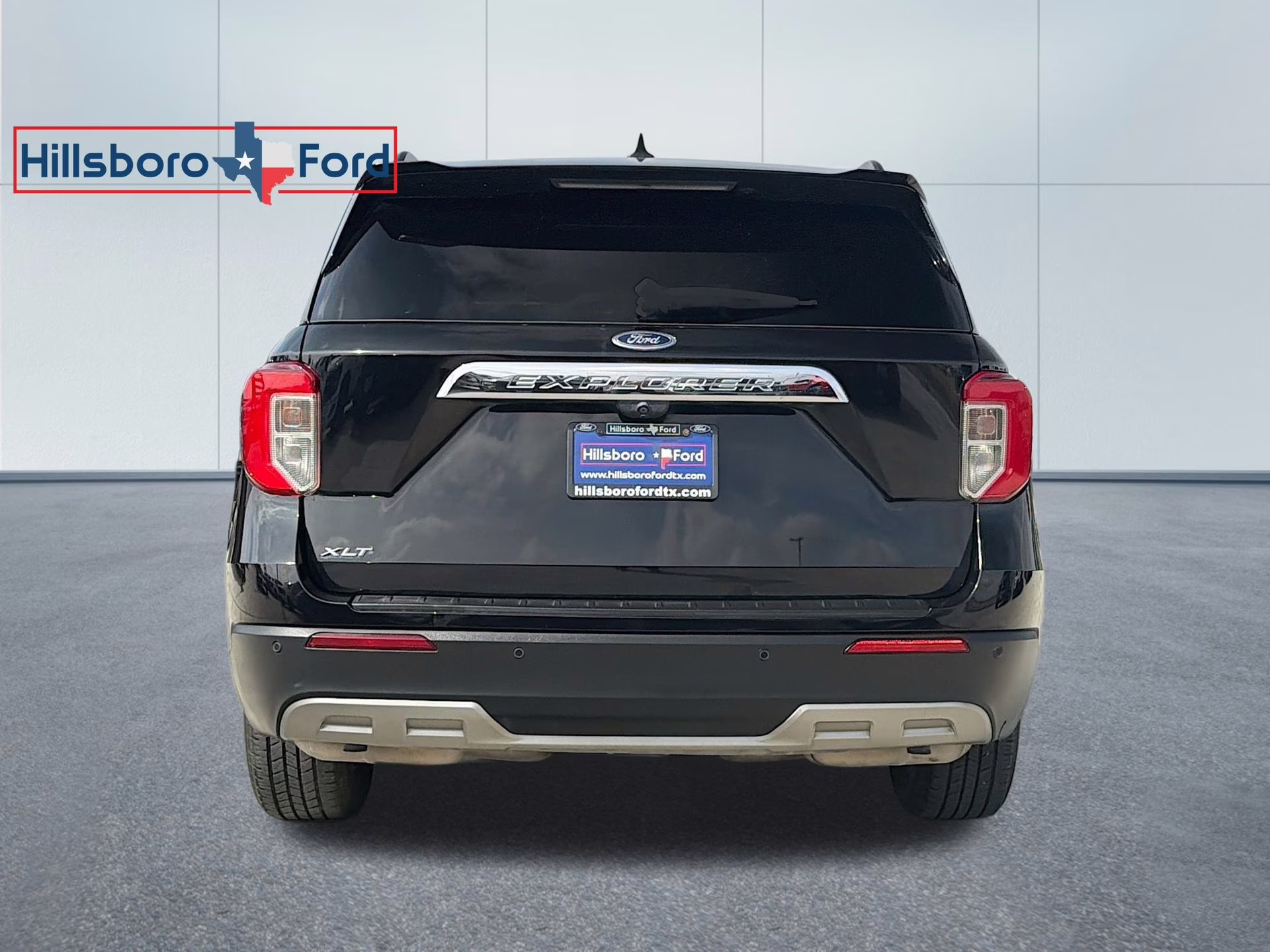 2021 Agate Black Metallic Ford Explorer XLT RWD SUV