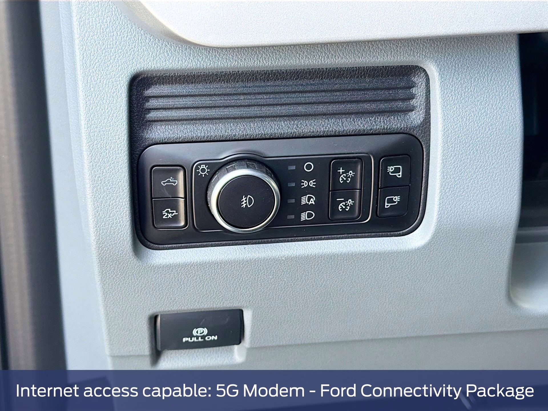 2026 Carbonized Gray Metallic Ford Super Duty F-250 SRW XLT 4X4 Truck