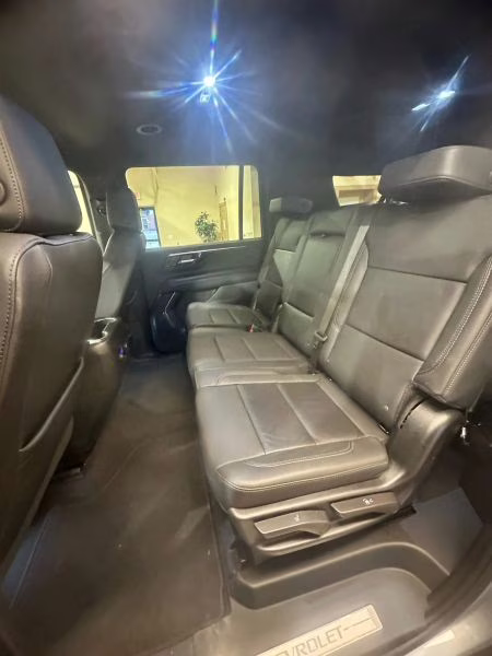 2025 Chevrolet Suburban Z71 Sport Utility 4D 4X4