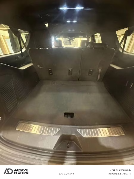 2025 Chevrolet Suburban Z71 Sport Utility 4D 4X4