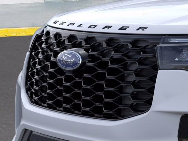 2026 Space White Metallic Ford Explorer ST-Line 4X4 SUV