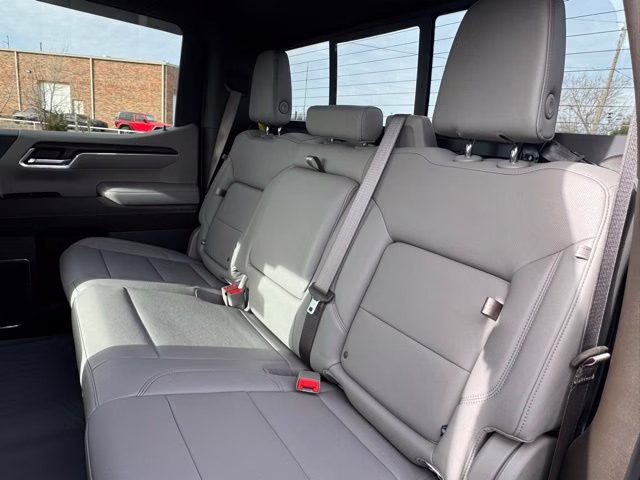 2024 Summit White GMC Sierra 1500 SLT 4X4 Truck