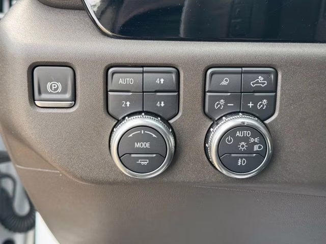 2024 Summit White GMC Sierra 1500 SLT 4X4 Truck