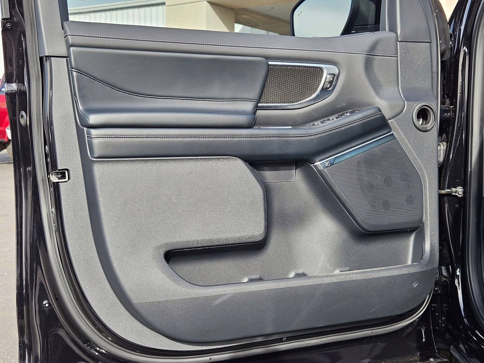 2025 Black Metallic Ford Expedition Platinum 4X4 SUV