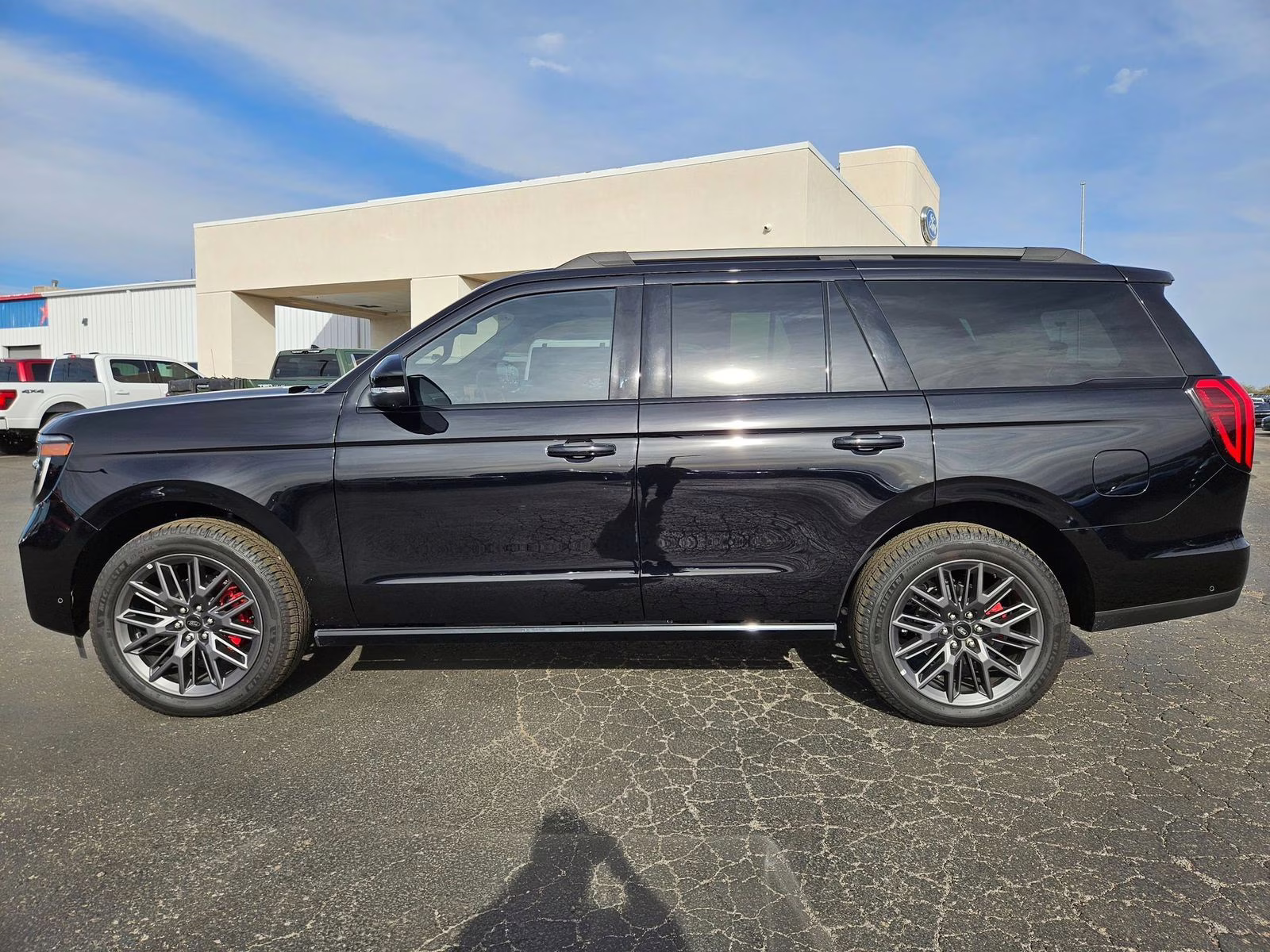 2025 Black Metallic Ford Expedition Platinum 4X4 SUV