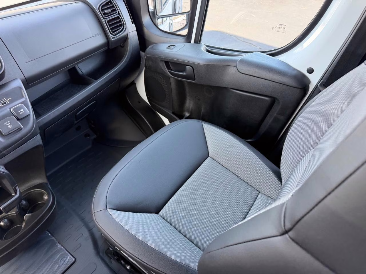 2026 Bright White Clearcoat Ram ProMaster 2500 High Roof FWD Van