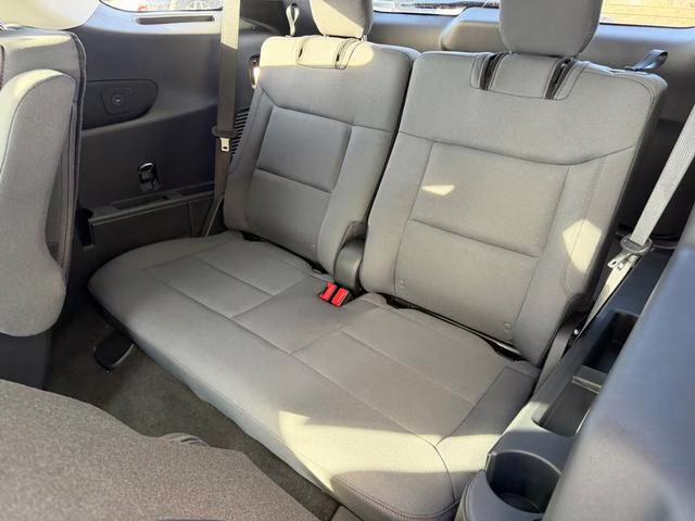 2026 Space White Metallic Ford Explorer Active 4X4 SUV