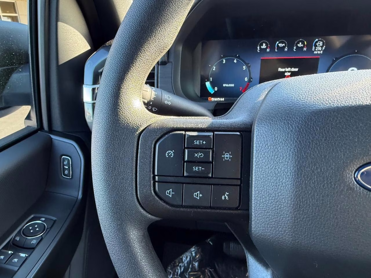 2025 Space White Metallic Ford F-150 STX 4X4 Truck