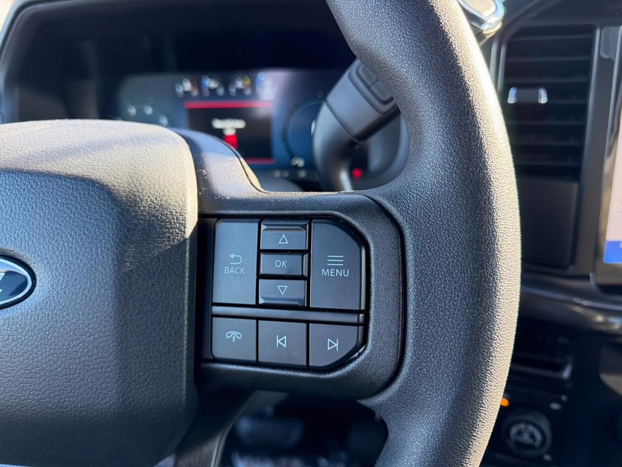 2025 Space White Metallic Ford F-150 STX 4X4 Truck