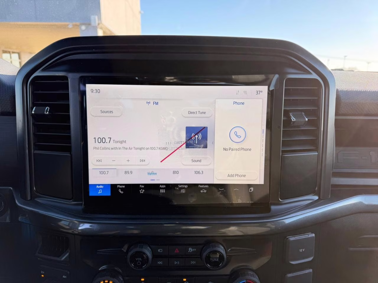 2025 Space White Metallic Ford F-150 STX 4X4 Truck