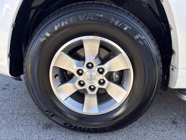 2012 Blizzard Pearl Toyota 4Runner SR5 RWD SUV