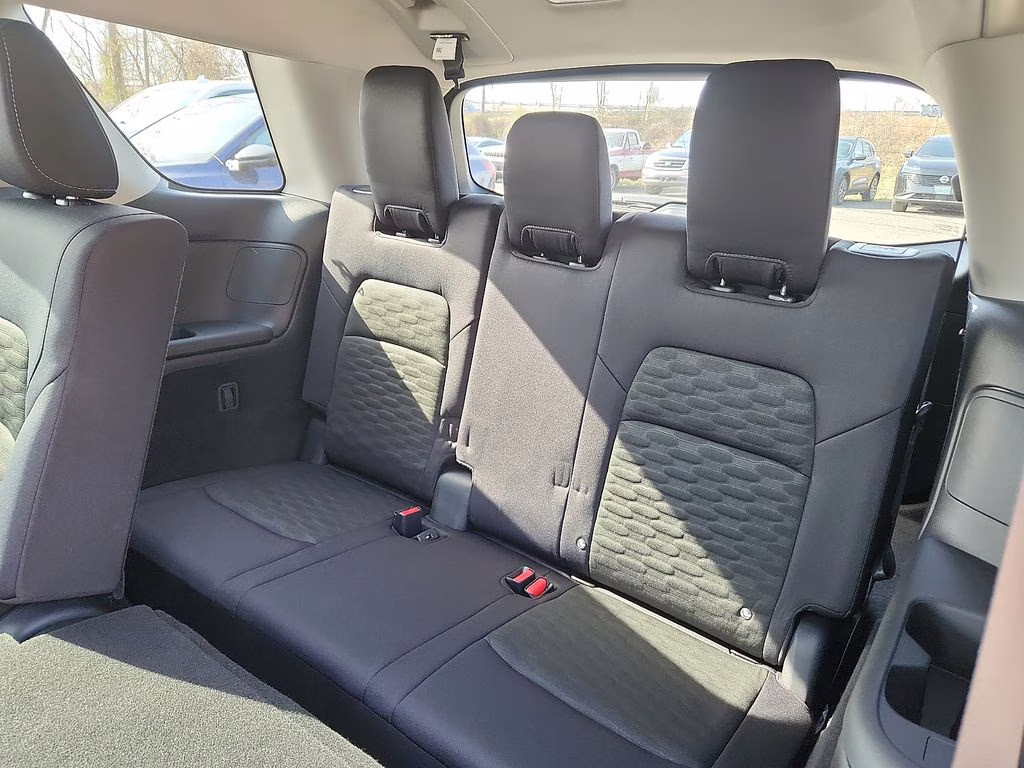 2026 Everest White Pearl Tricoat Nissan Pathfinder SV 4X4 SUV